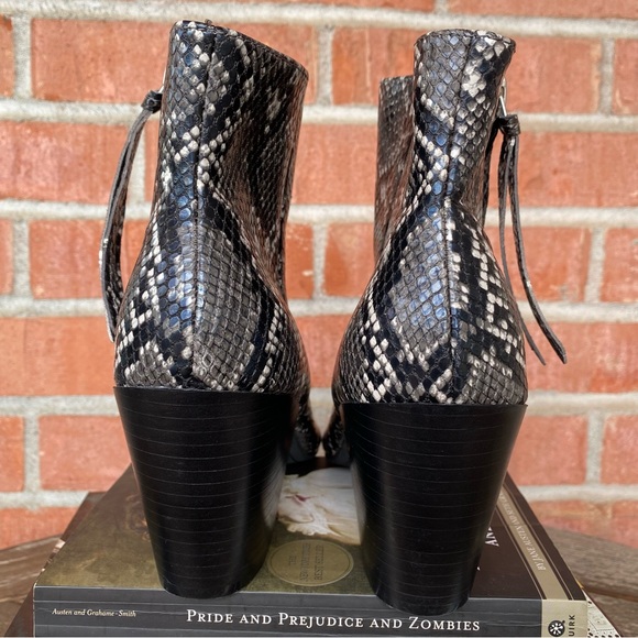 EUC Dolce Vita Grey & Black Snake Print Block Heel Booties Size 9 - Picture 5 of 9